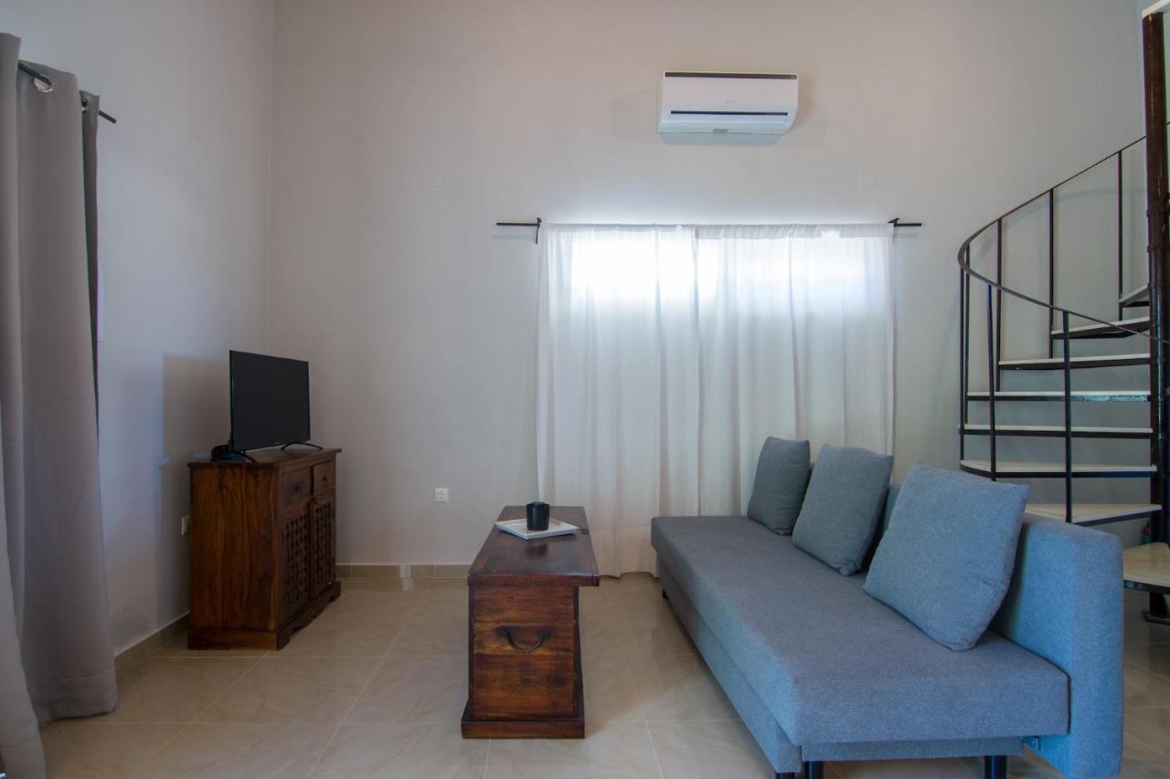 Villa Elaia Suites & Apartments No.7 Гайос Экстерьер фото